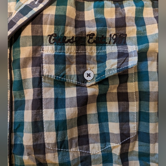 EUC Guess button up short sleeve shirt - Picture 3 of 11